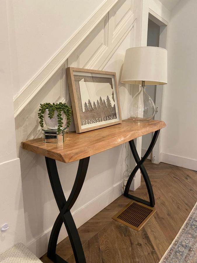Newly Renovated Victorian Gem Perfect Space For Family Vacations! Pittsburgh Eksteriør billede