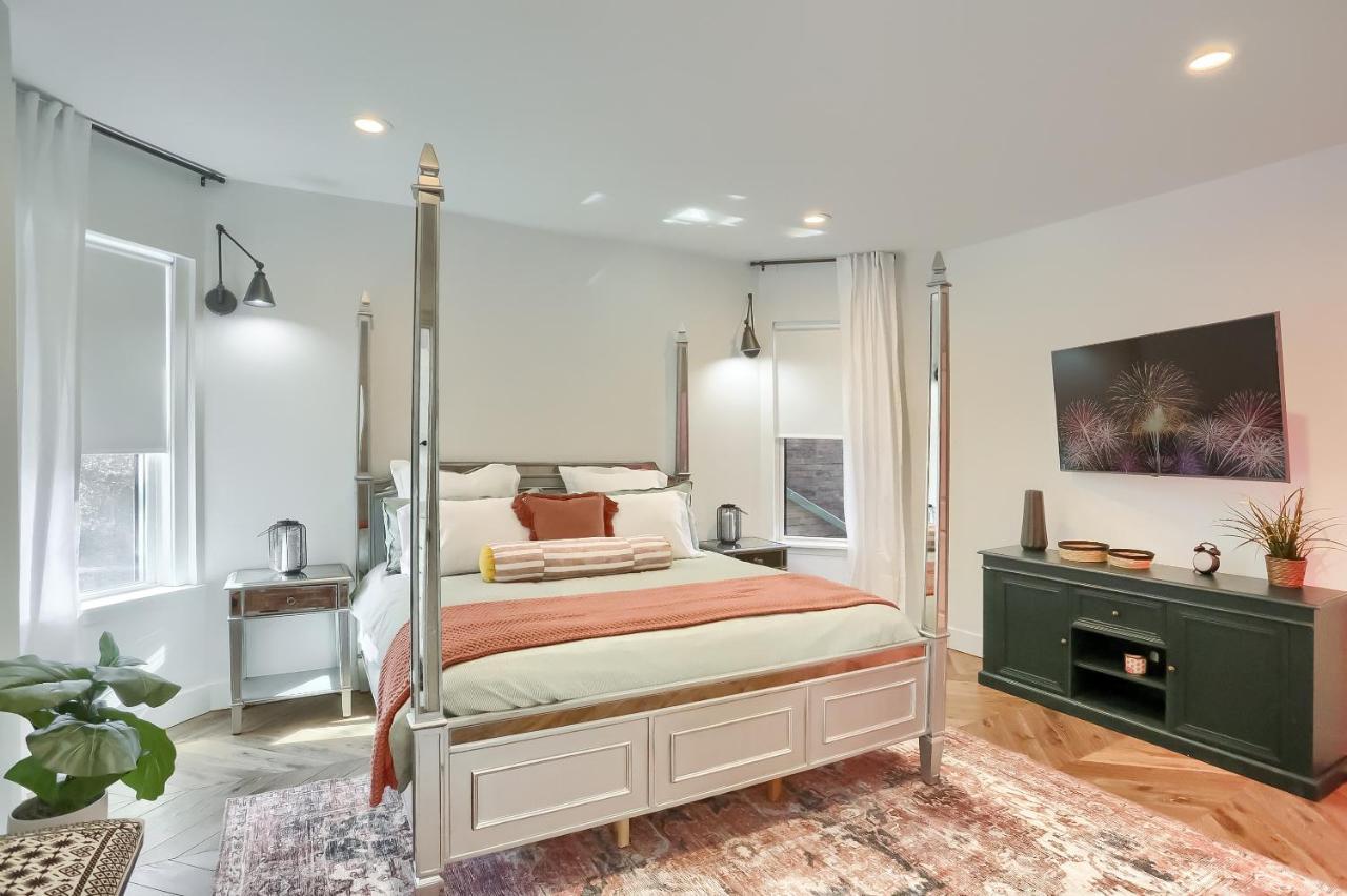 Newly Renovated Victorian Gem Perfect Space For Family Vacations! Pittsburgh Eksteriør billede